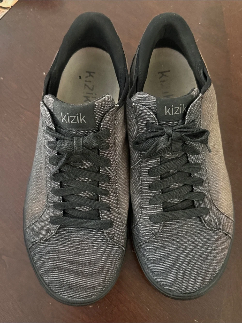 Men's Casual Gray Slip-On Sneakers, KIZIK Sz. 12, Women’s 13.5